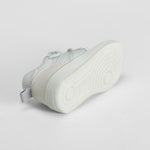 Zapatilla blanca doble velcro bebé BACHE