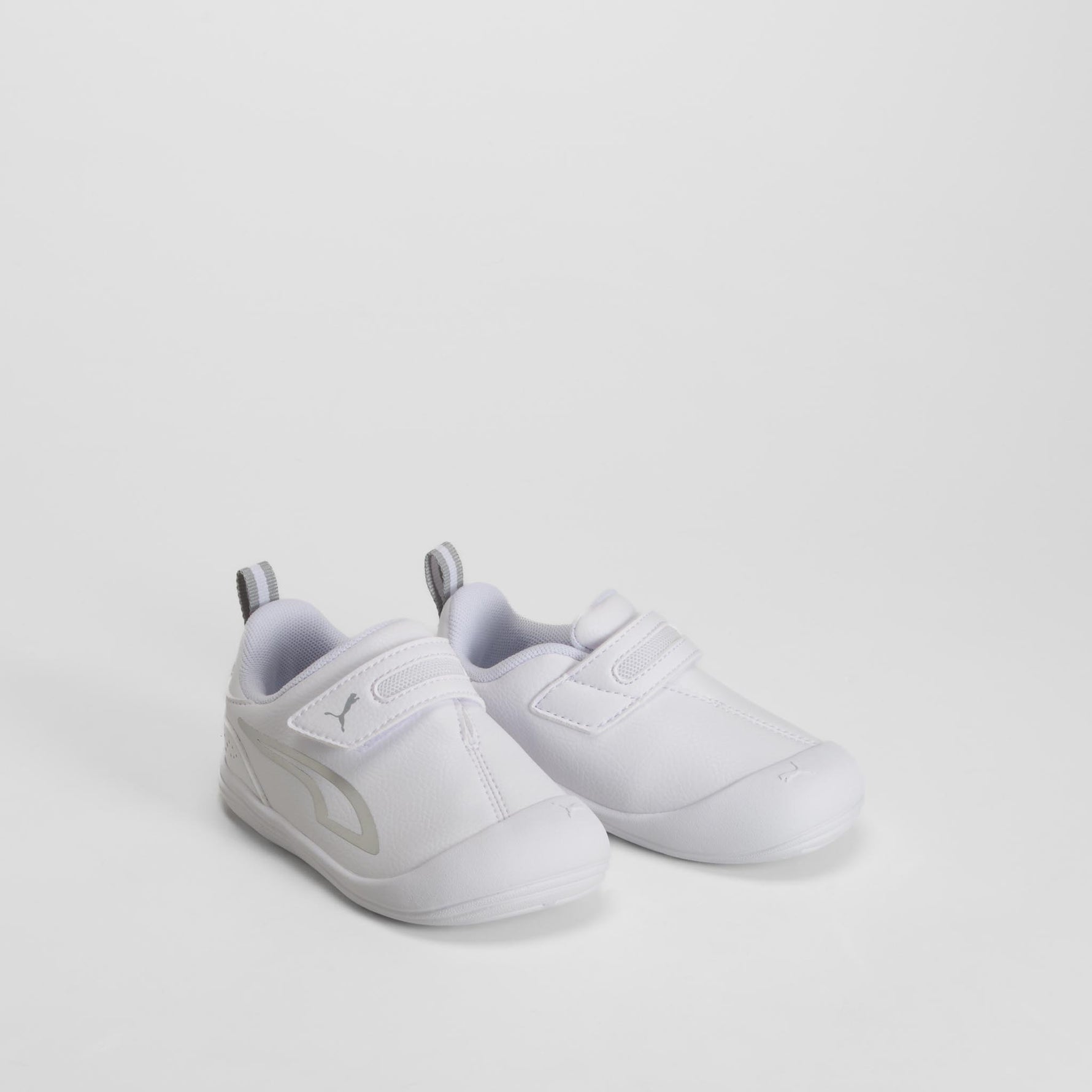 Zapatilla Kitten Barefoot bebé blanca PUMA