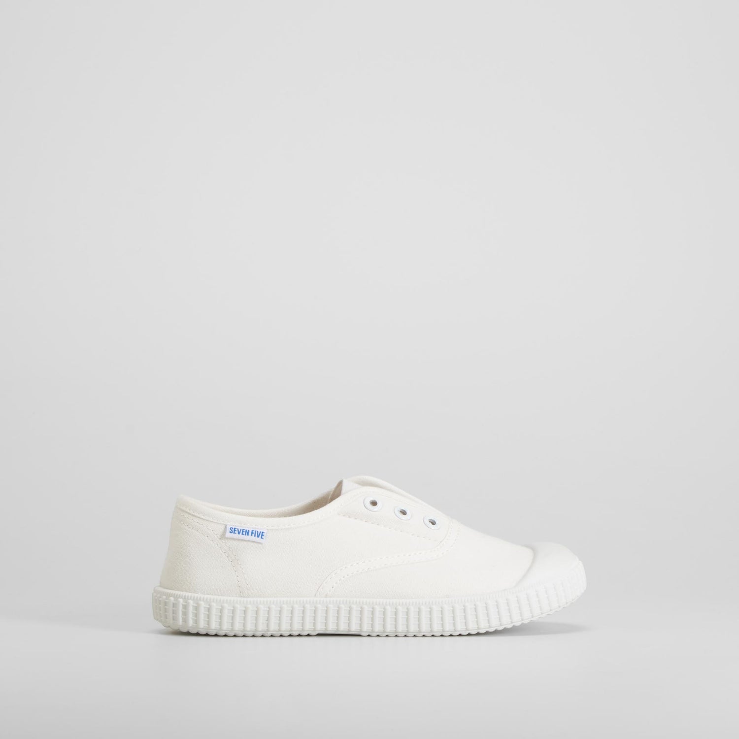 Zapatilla lona puntera blanca SEVEN FIVE