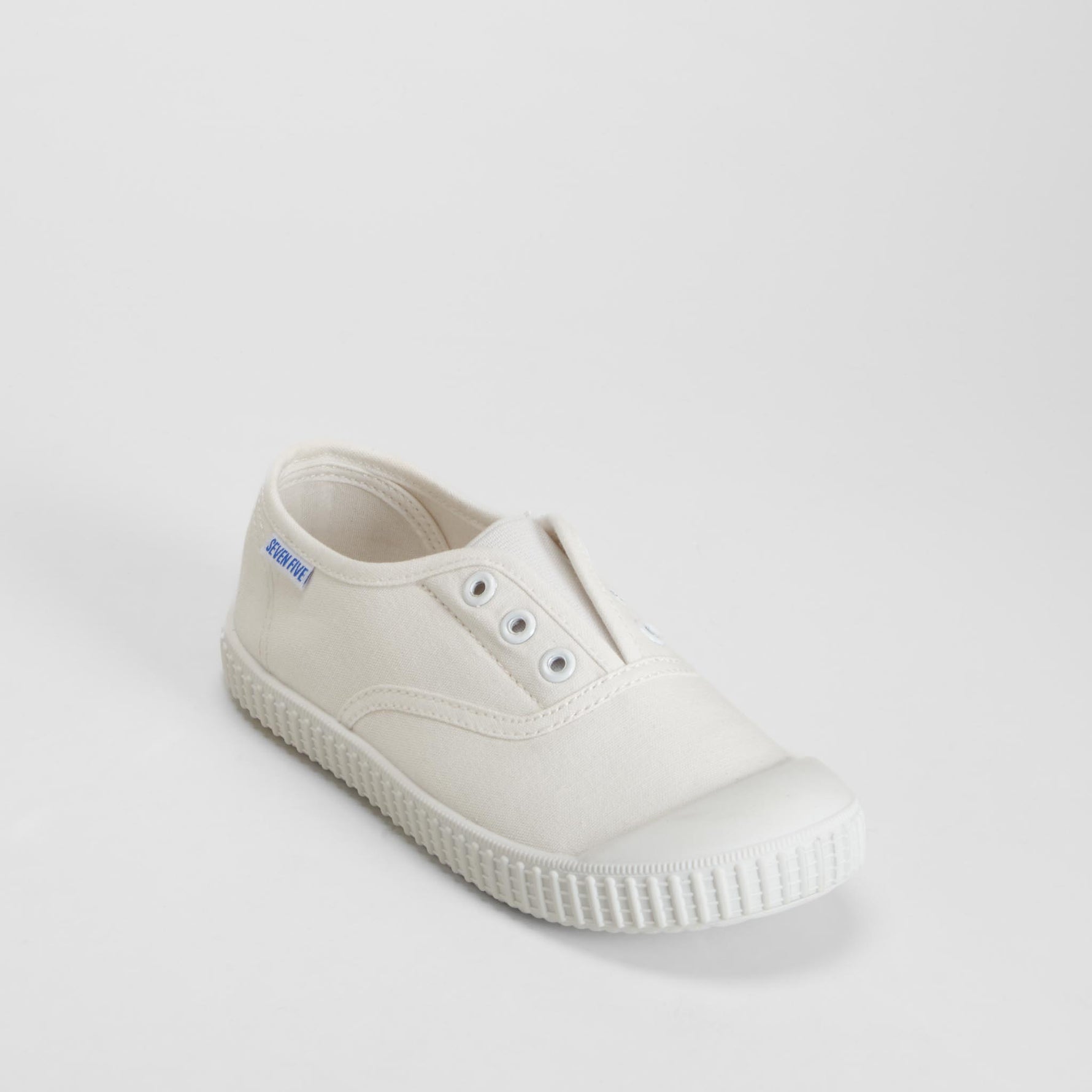 Zapatilla lona puntera blanca SEVEN FIVE