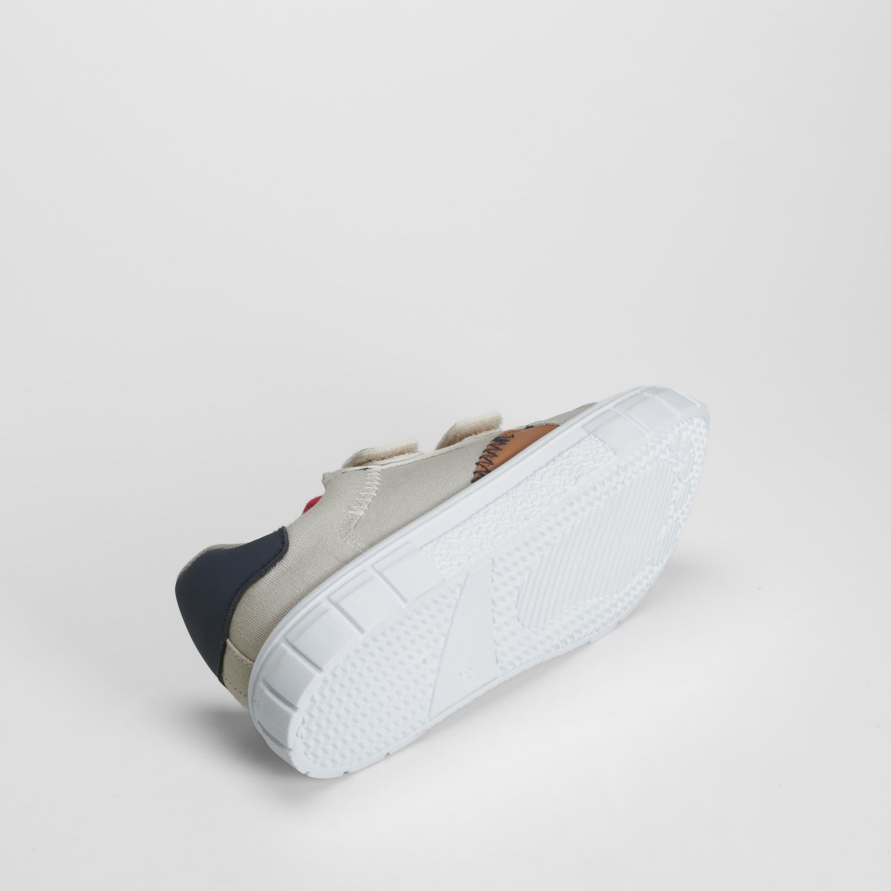 Zapatilla lona casual velcro ancha gris SEVEN FIVE