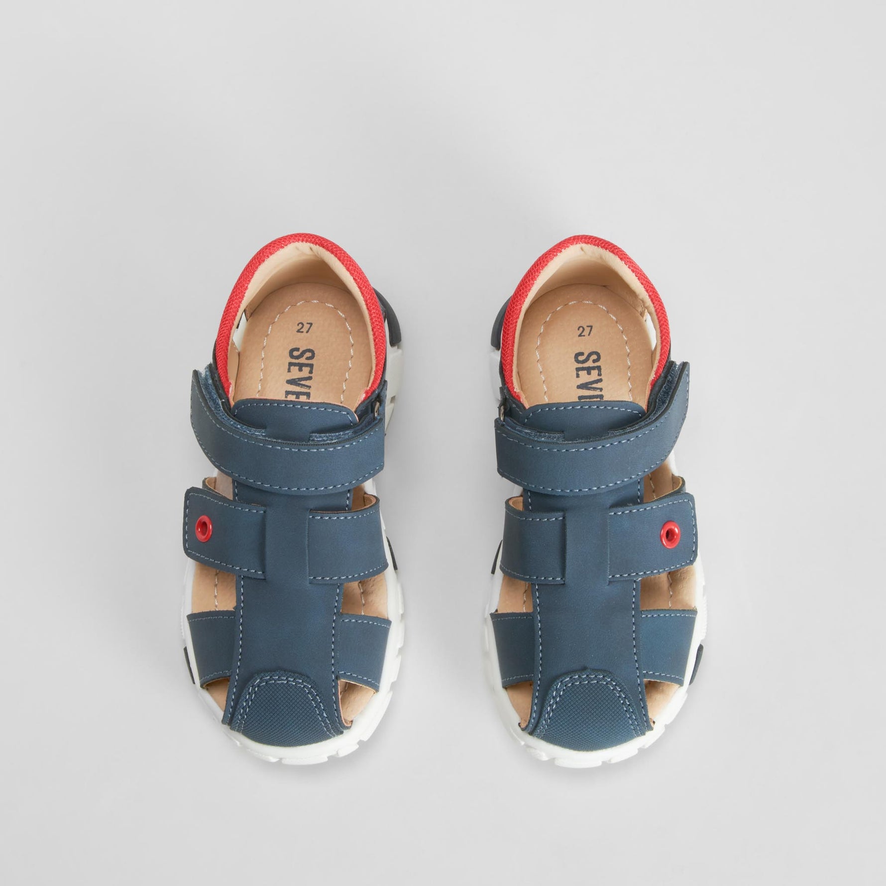 Sandalia cerrada casual velcro azul SEVEN FIVE