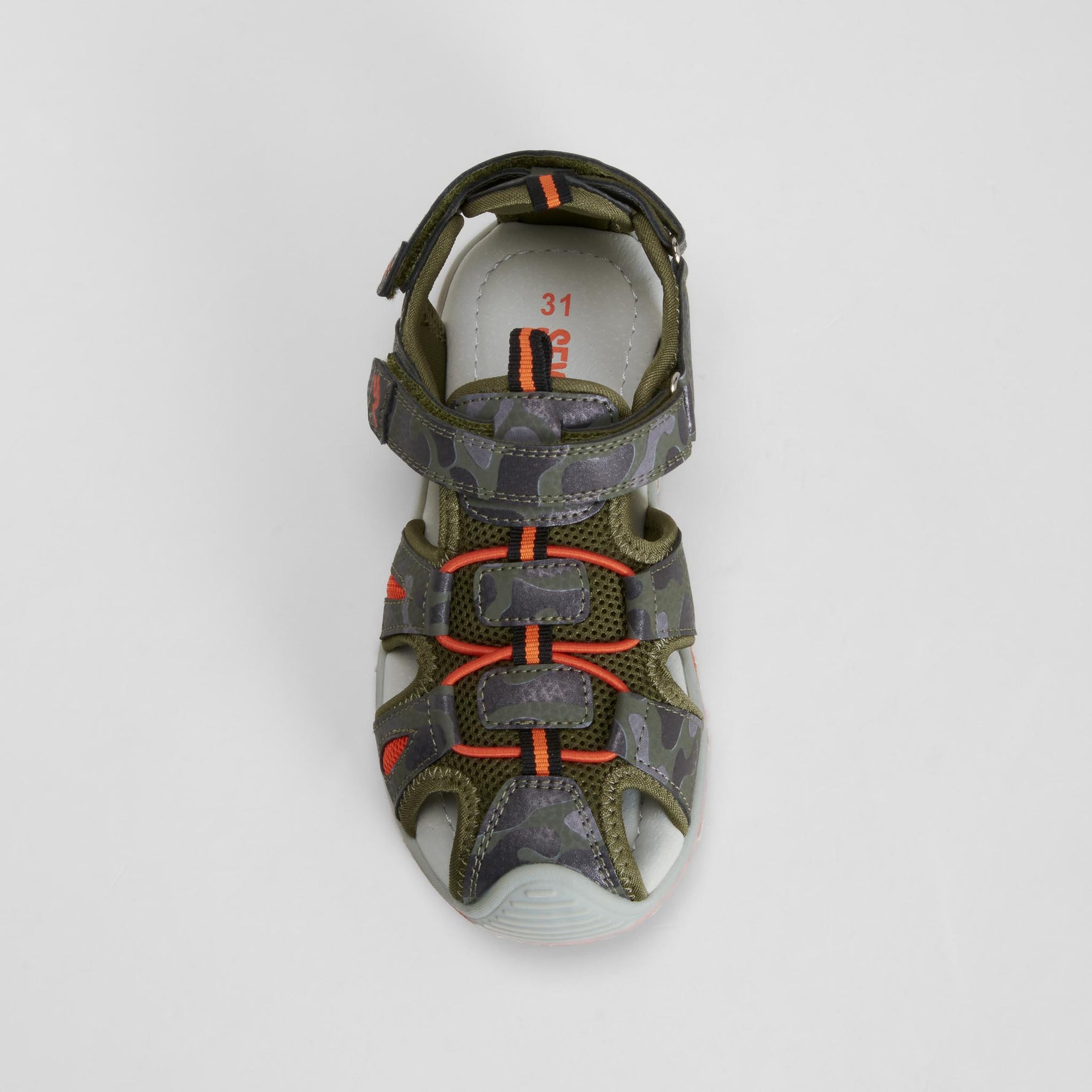 Sandalia deportiva aventura verde SEVEN FIVE