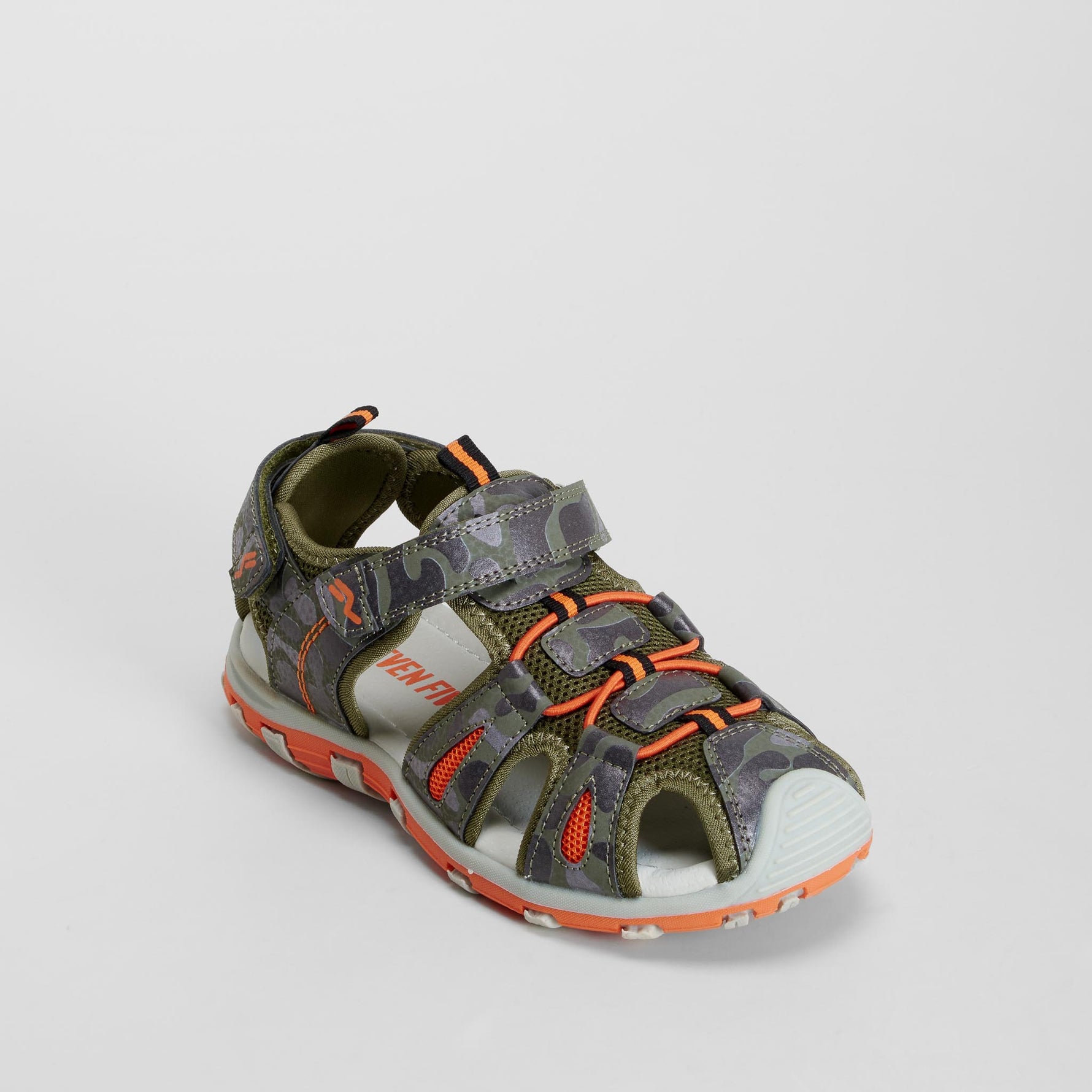 Sandalia deportiva aventura verde SEVEN FIVE