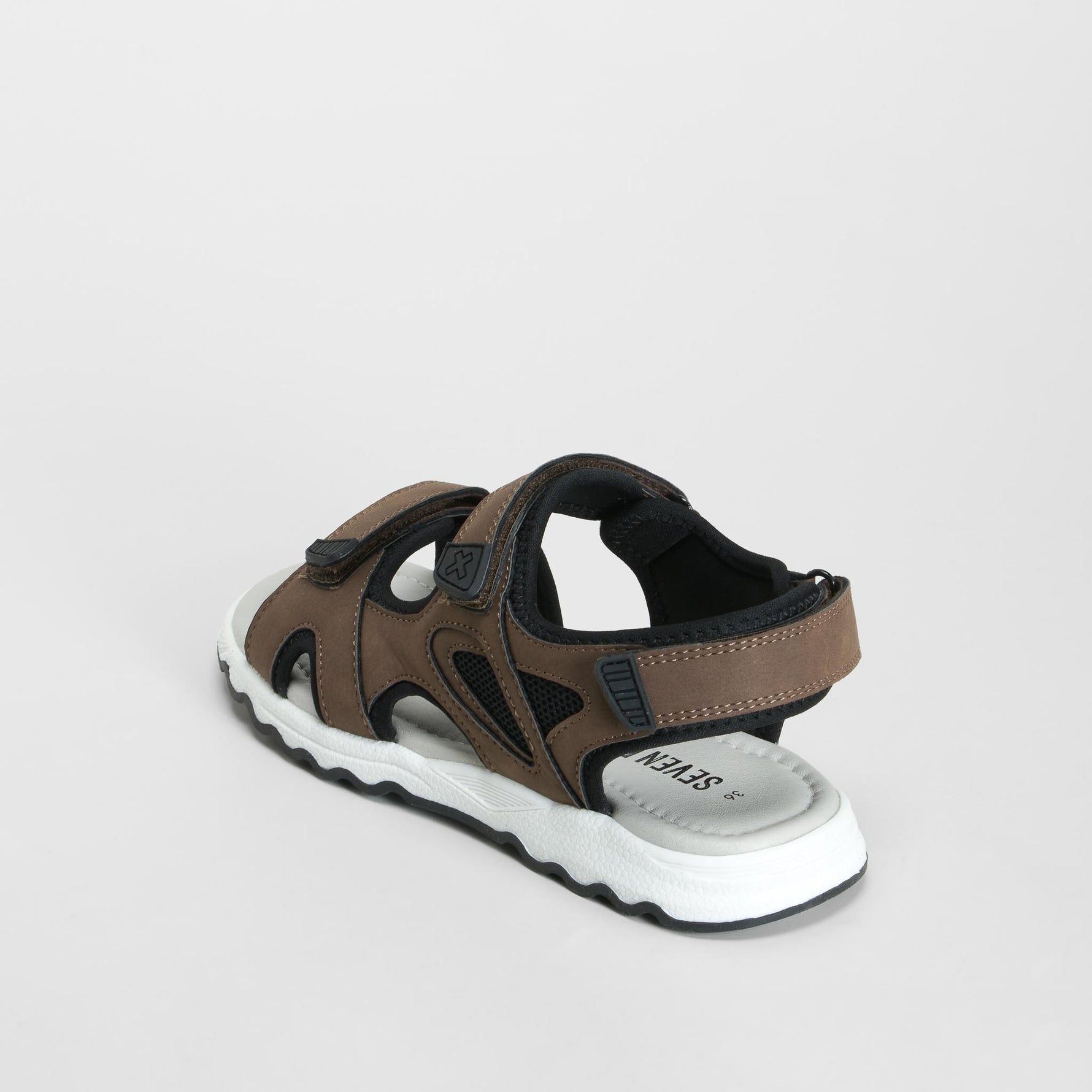 Sandalia deportiva casual marrón SEVEN FIVE