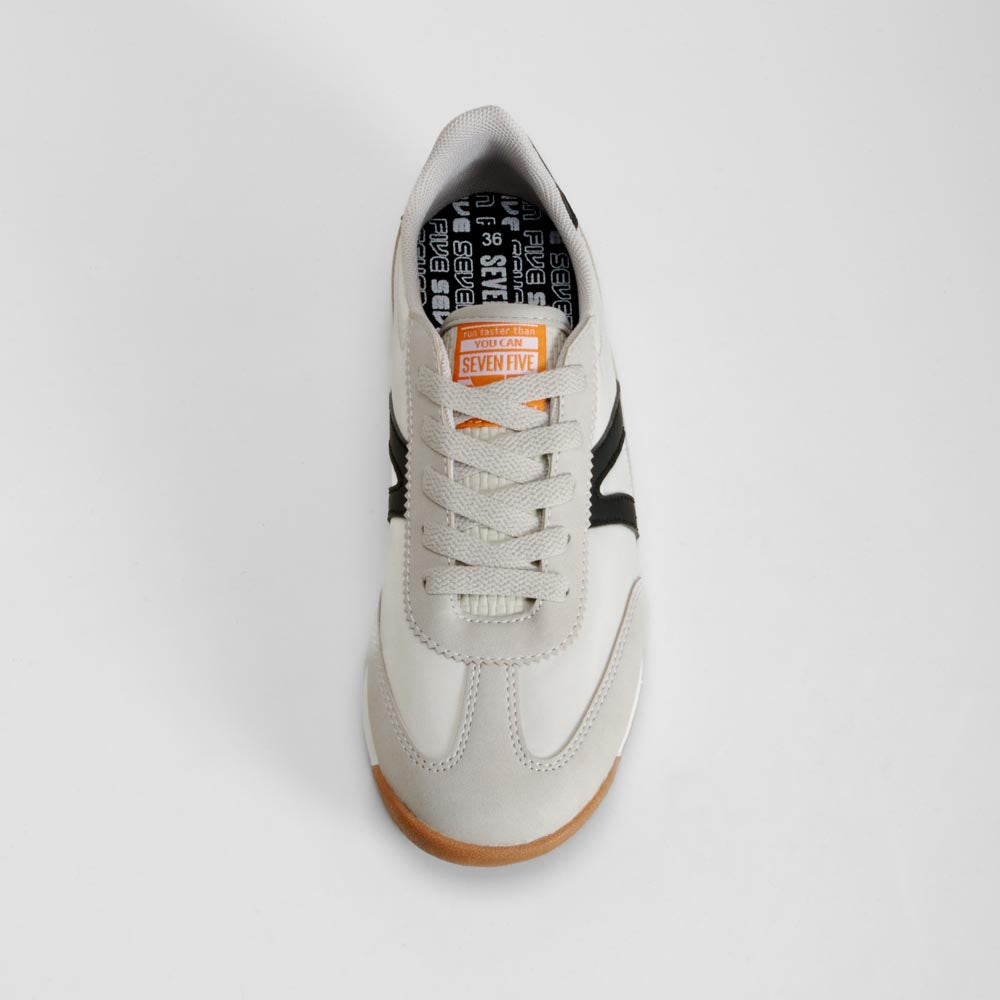 Zapatilla gris deportiva cordones SEVEN FIVE