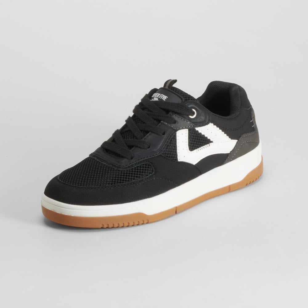Zapatilla casual negra SEVEN FIVE