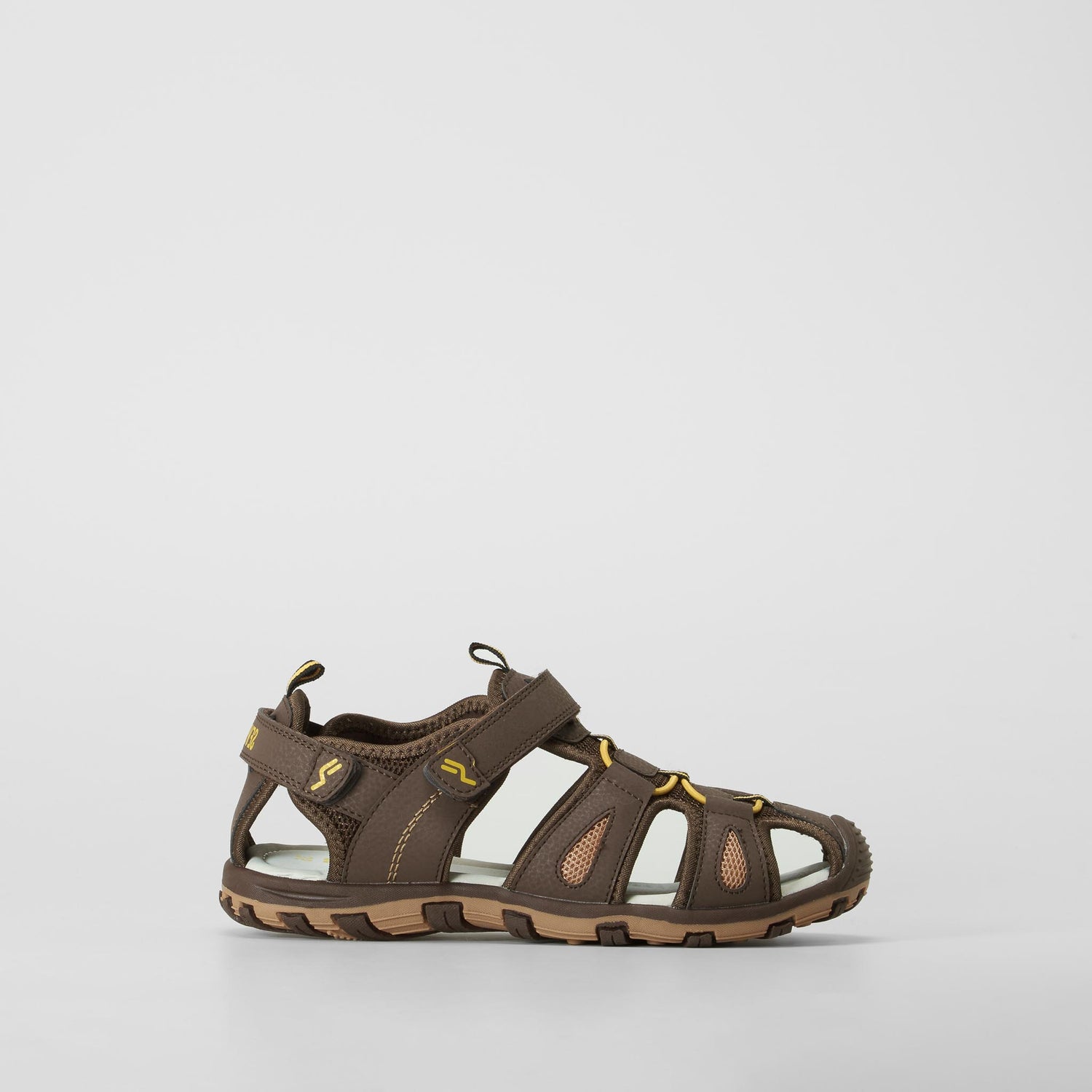 Sandalia deportiva tiras marrón SEVEN FIVE