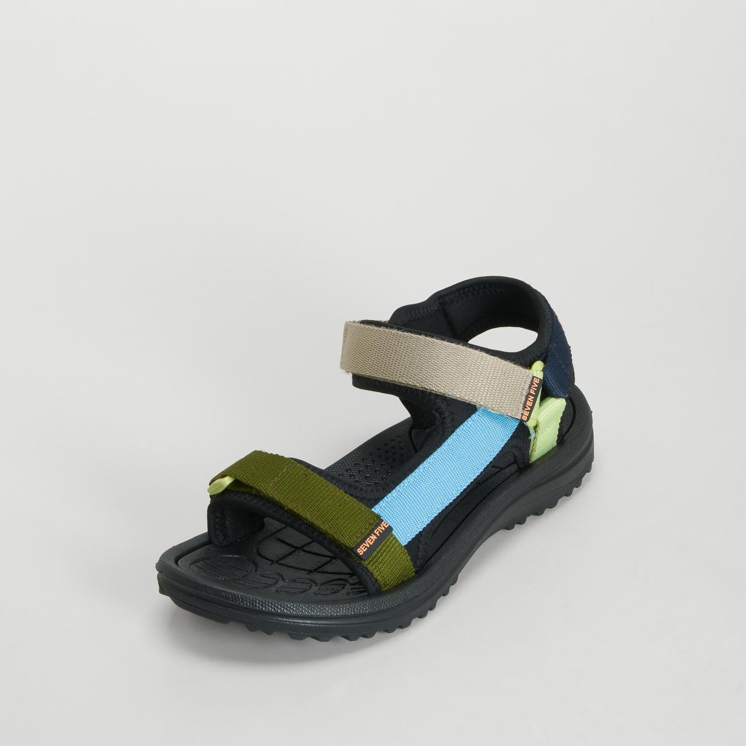 Sandalia californiana multicolor negra SEVEN FIVE