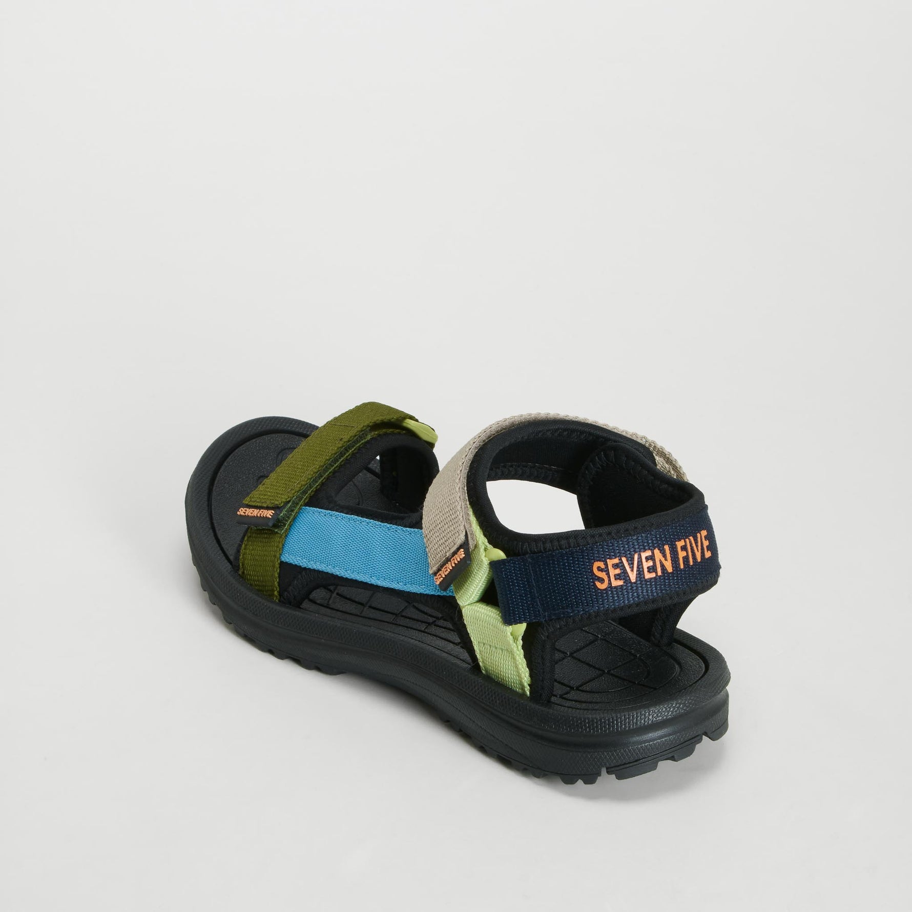 Sandalia californiana multicolor negra SEVEN FIVE