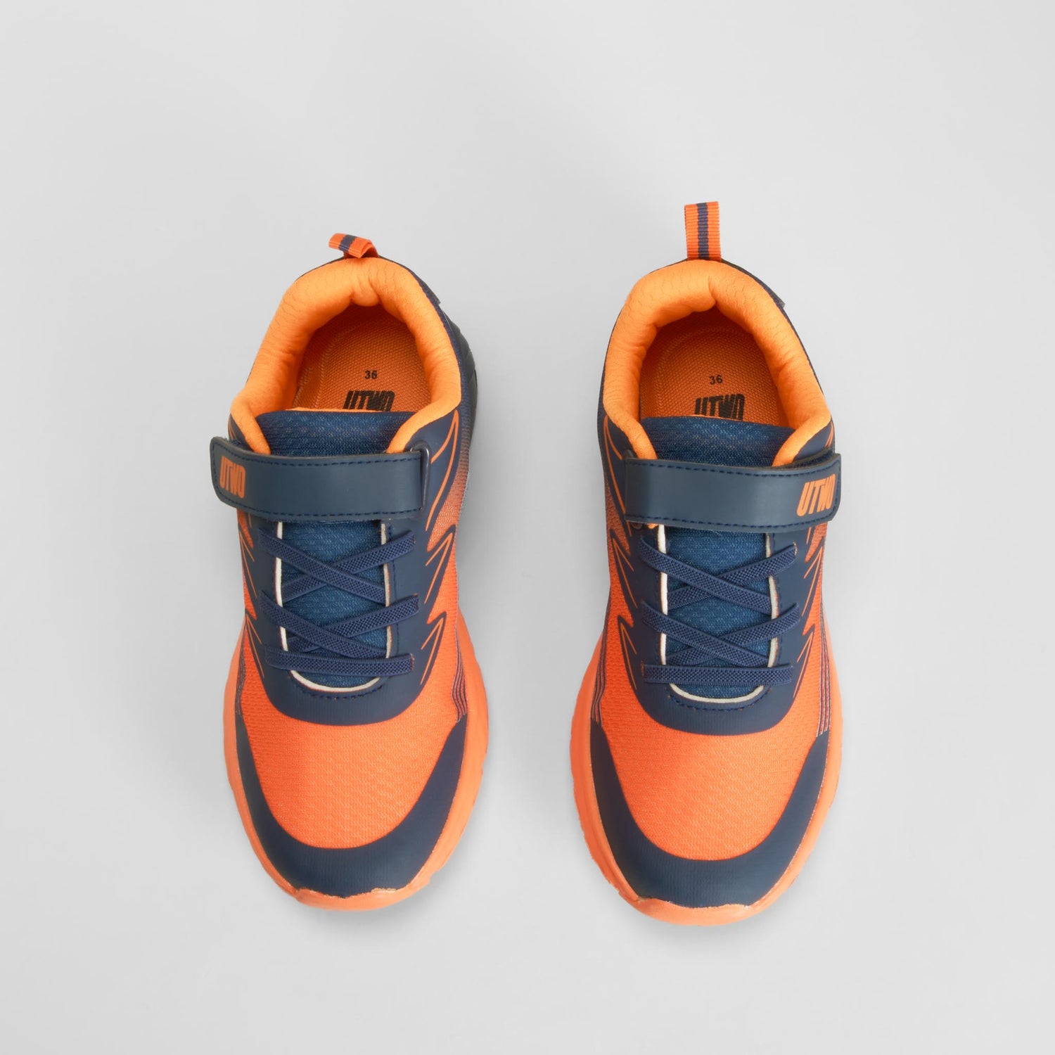 Zapatilla deportiva running fan 3 naranja UTWO