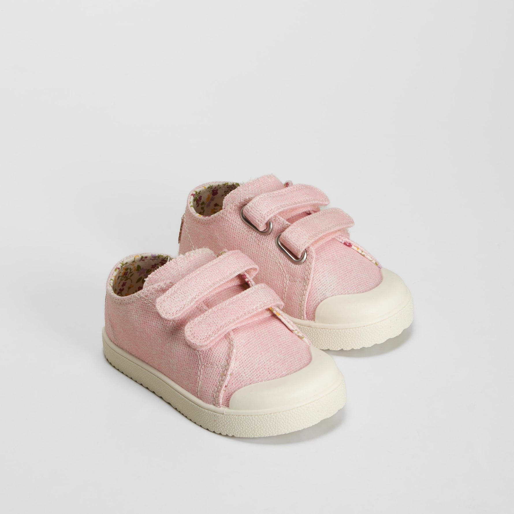 Zapatilla lona casual bebé rosa PABLOSKY