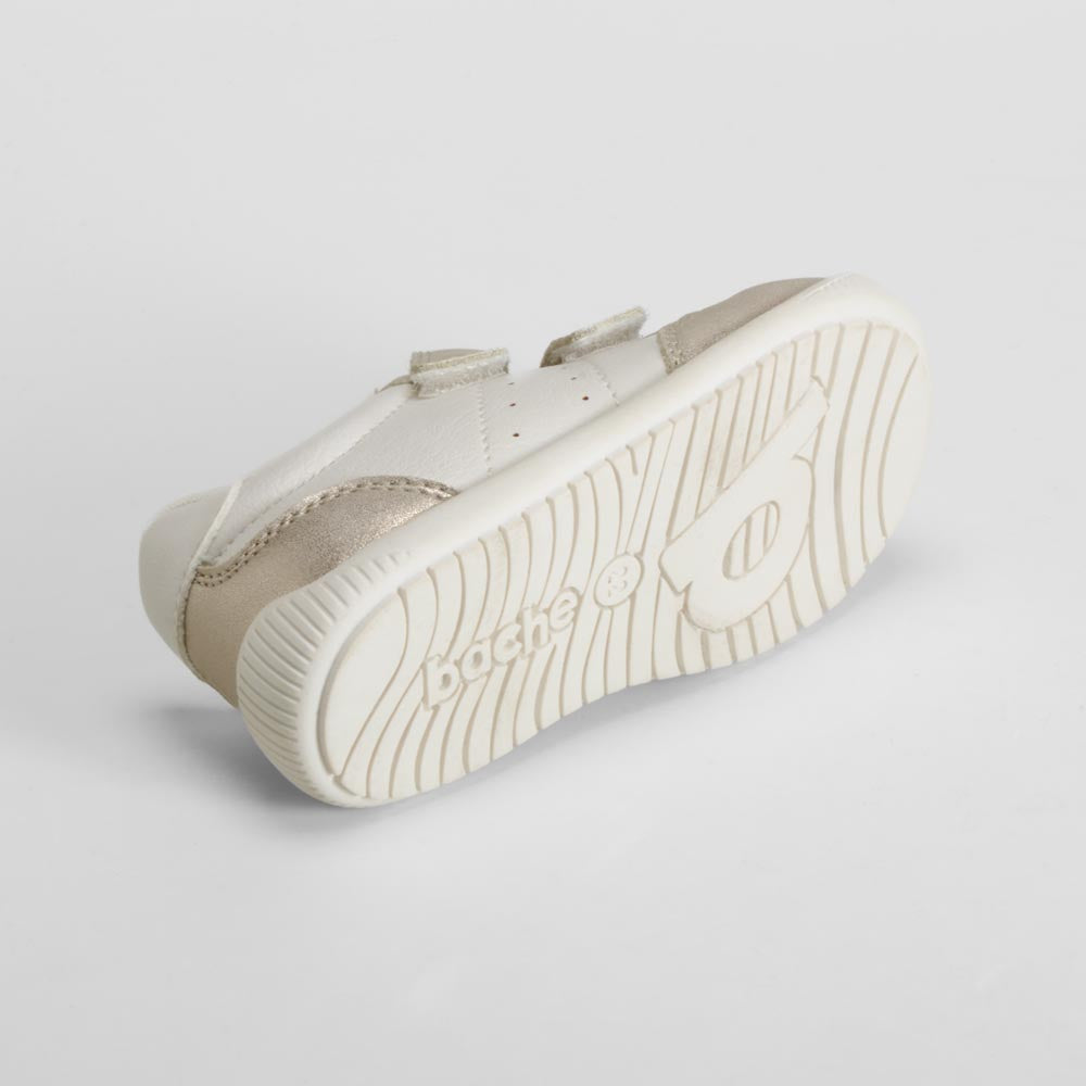 Deportiva bebé gris con velcro BACHE