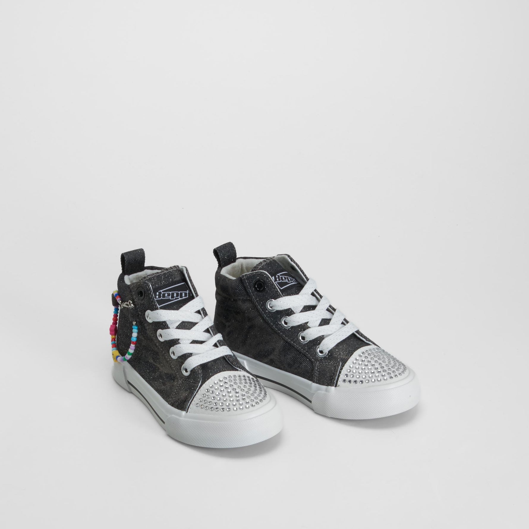 Zapatilla alta lona negro con abalorios BEPPI