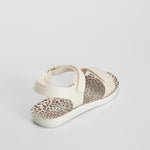 Sandalia pala velcro plata COMFEET KIDS