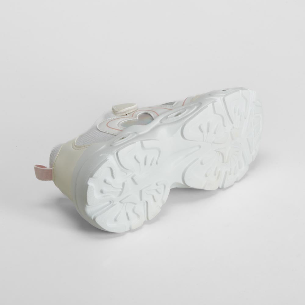 Zapatilla de luces con corazones blanca OH GIRL!