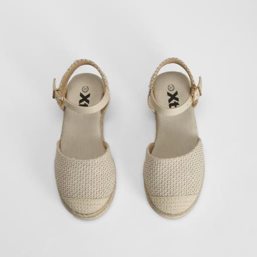 Sandalia bio hebilla beige XTI