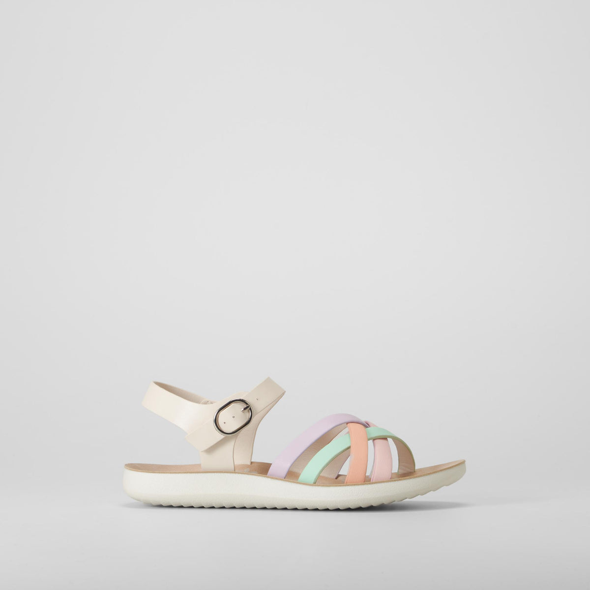 Sandalia multitiras trenzada multicolor COMFEET