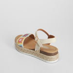 Sandalia plana crochet beige OH GIRL!