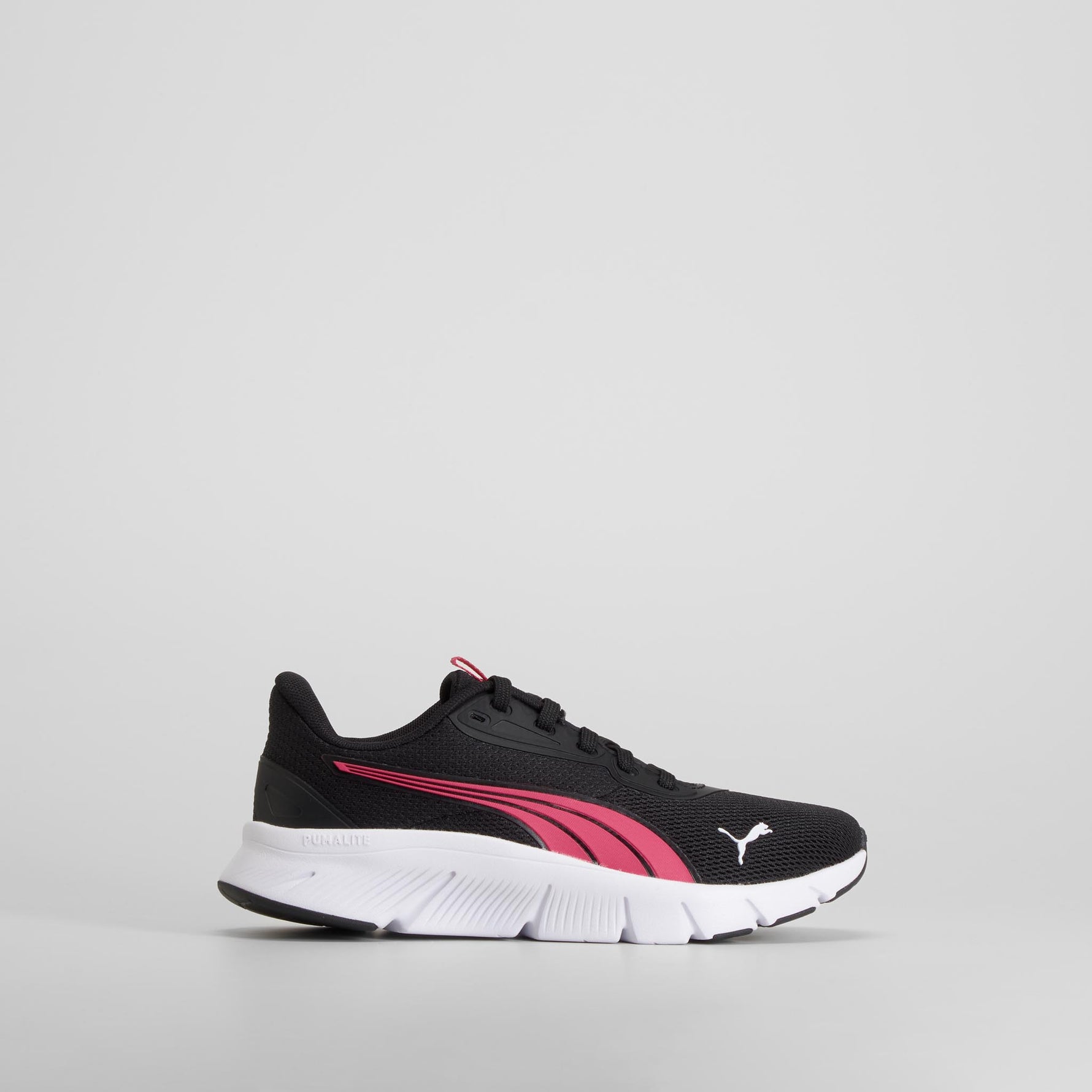 Zapatilla Flexfocus Lite Modern negra PUMA