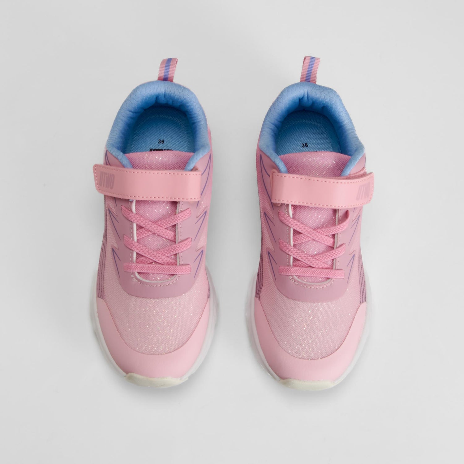 Zapatilla deportiva running fan 4 rosa UTWO