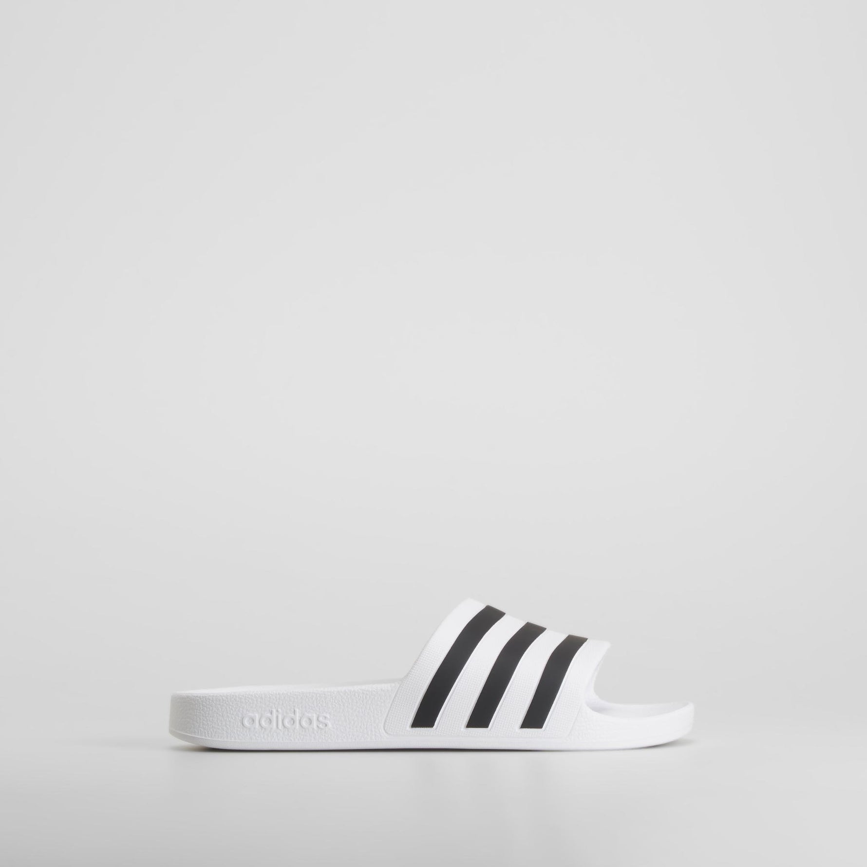 Chancla piscina man blanca línias negras ADIDAS