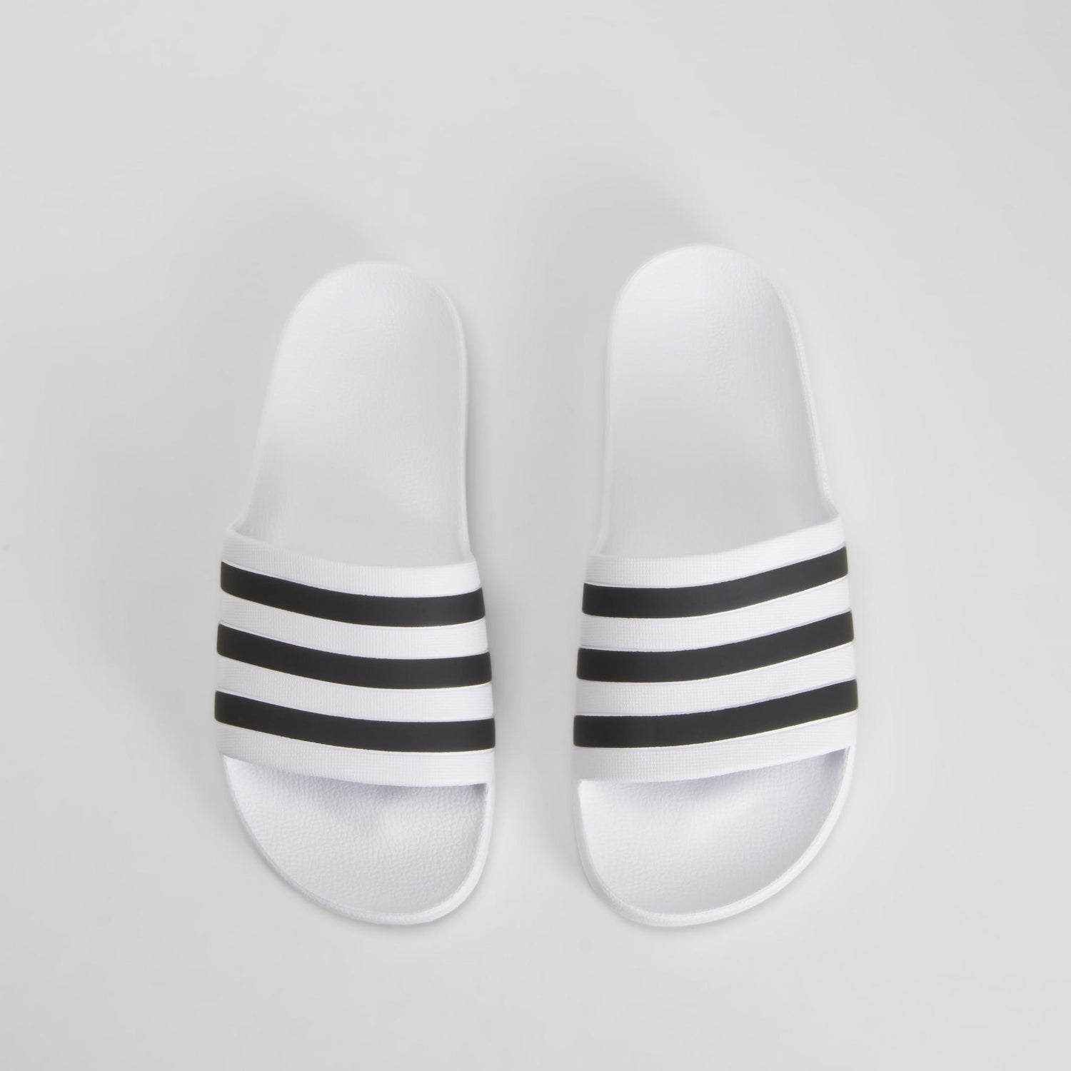 Chancla piscina man blanca línias negras ADIDAS