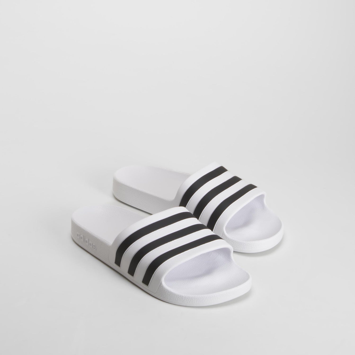 Chancla piscina man blanca línias negras ADIDAS