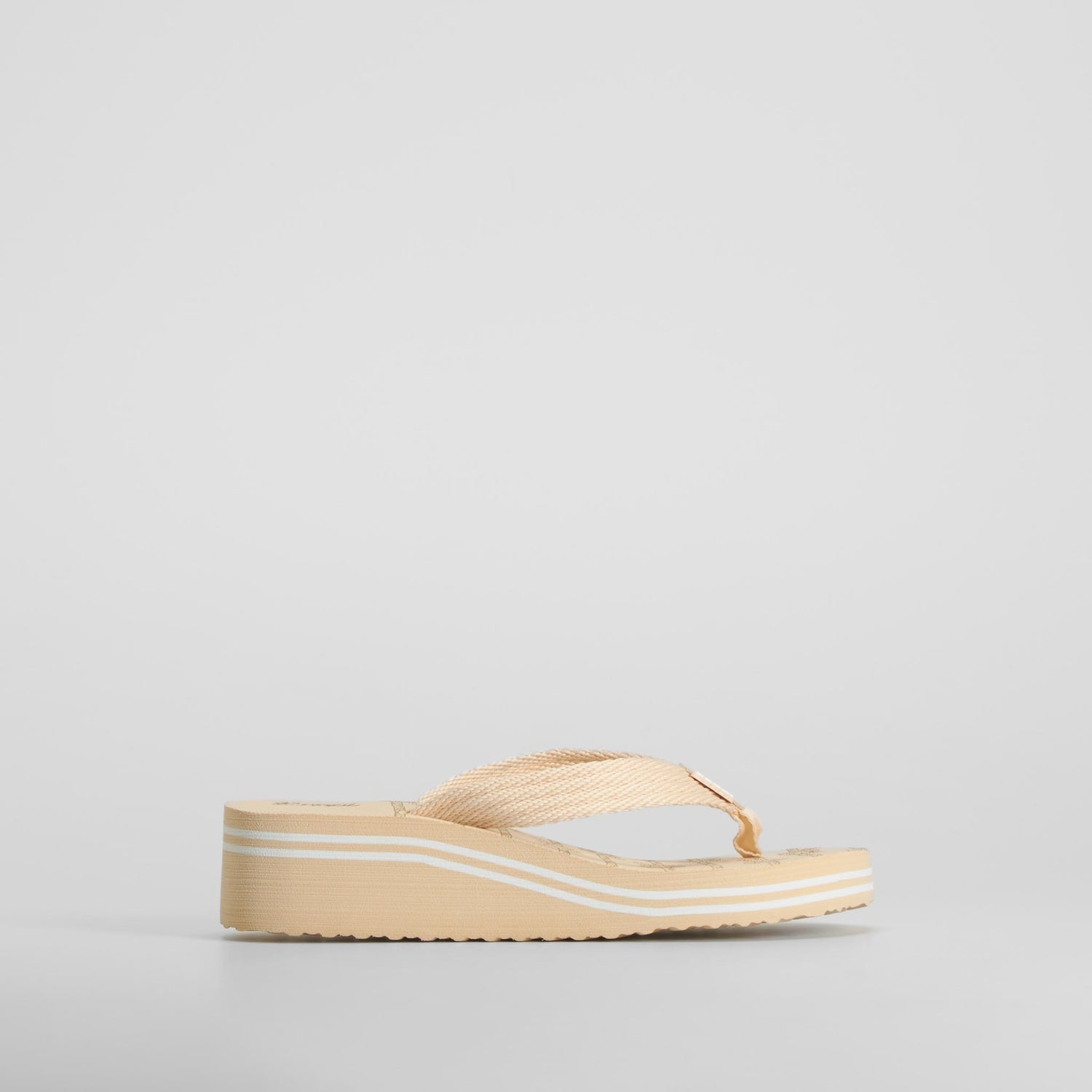 Chancla de dedo cuña marinera beige BEPPI