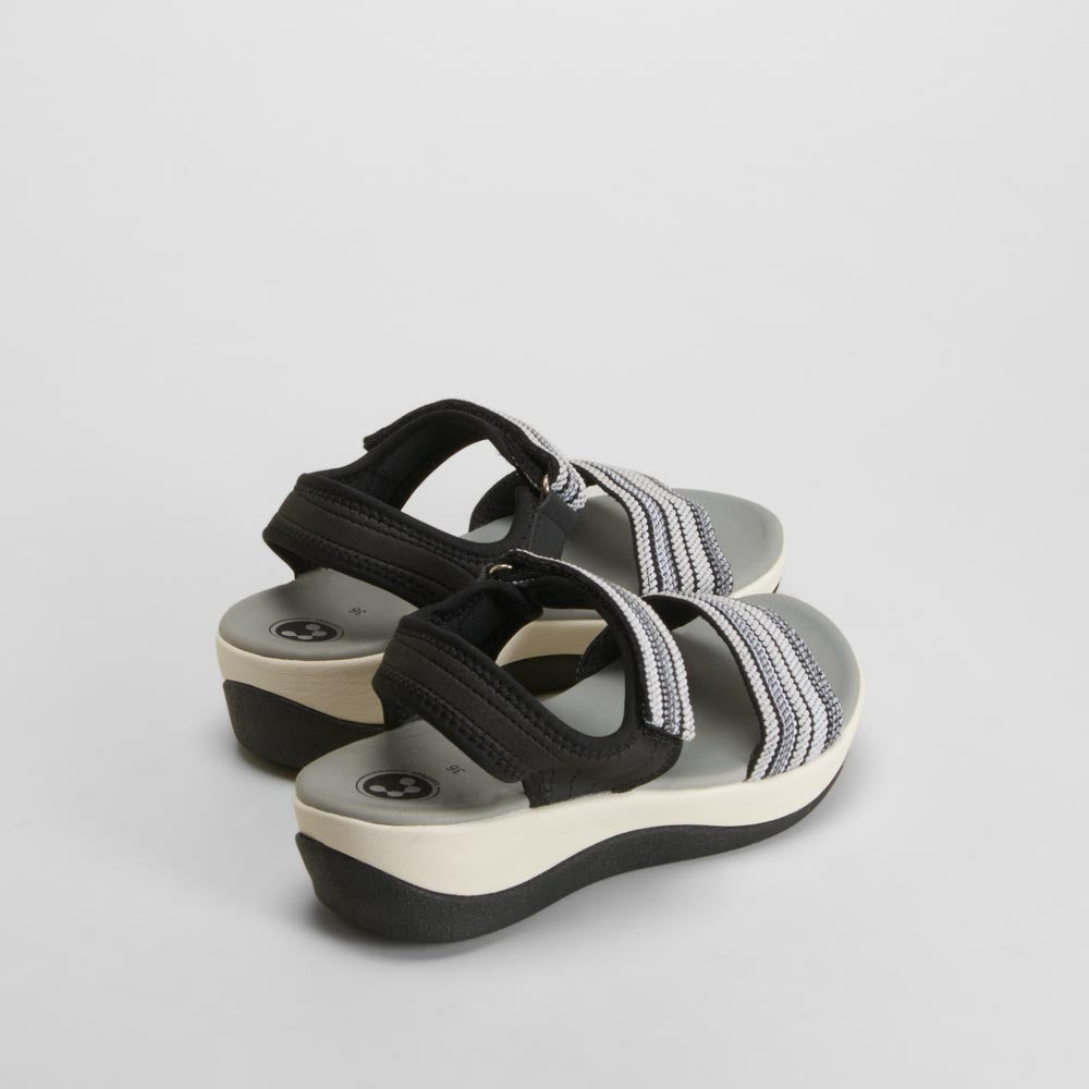 Sandalia cuña confort negra COMFEET