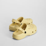 Zueco de playa liso amarillo COCONUT