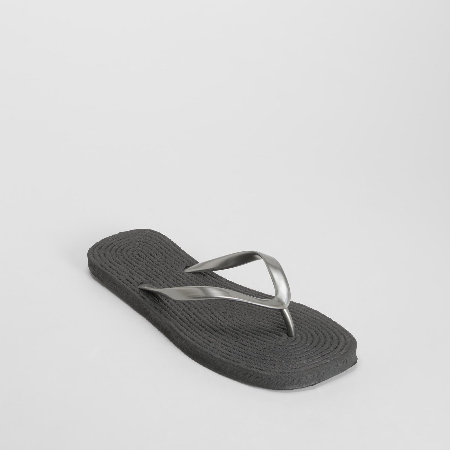 Chancla esclava cuadrada negra COCONUT
