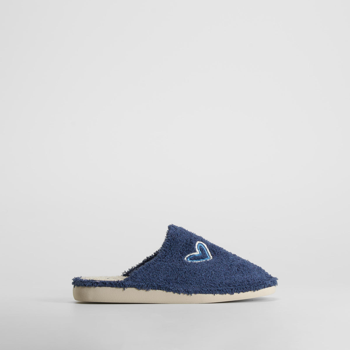 Zapatilla de casa rizo corazón azul COMFEET