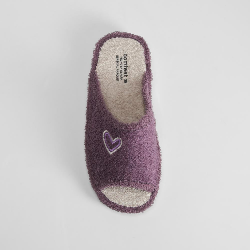 Zapatilla de casa abierta corazón morada COMFEET