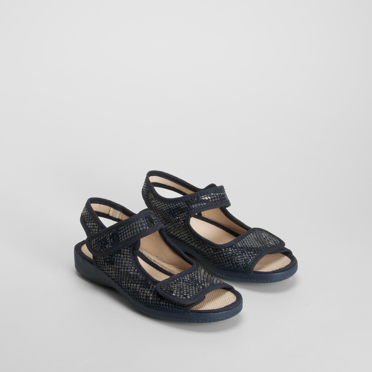 Zapatilla casa velcro serpiente azul COMFEET
