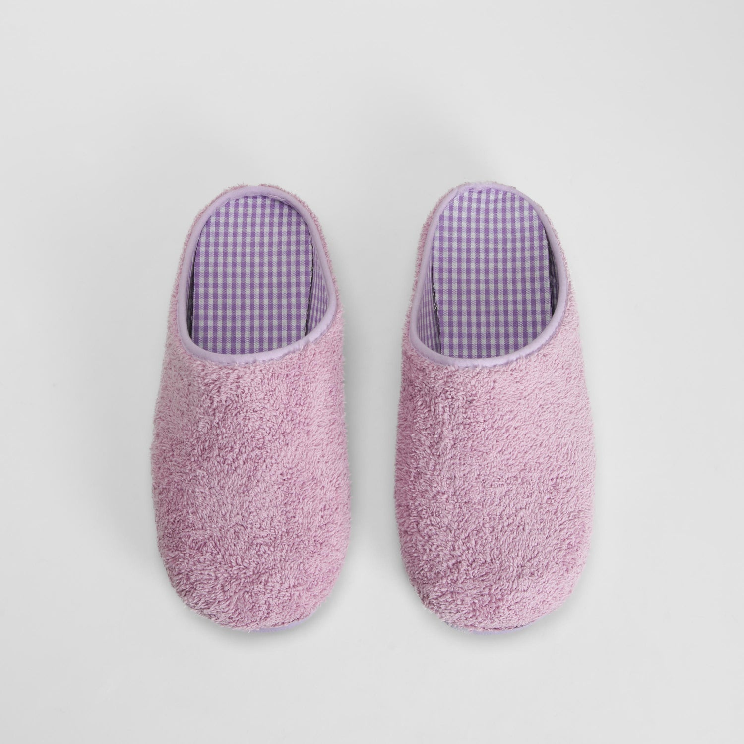 Zapatilla de casa rizo morada OLYNE