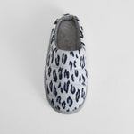 Zapatilla de casa gris animal print OLYNE