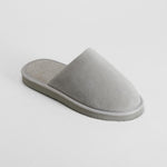 Zapatilla de casa gris cómoda OLYNE