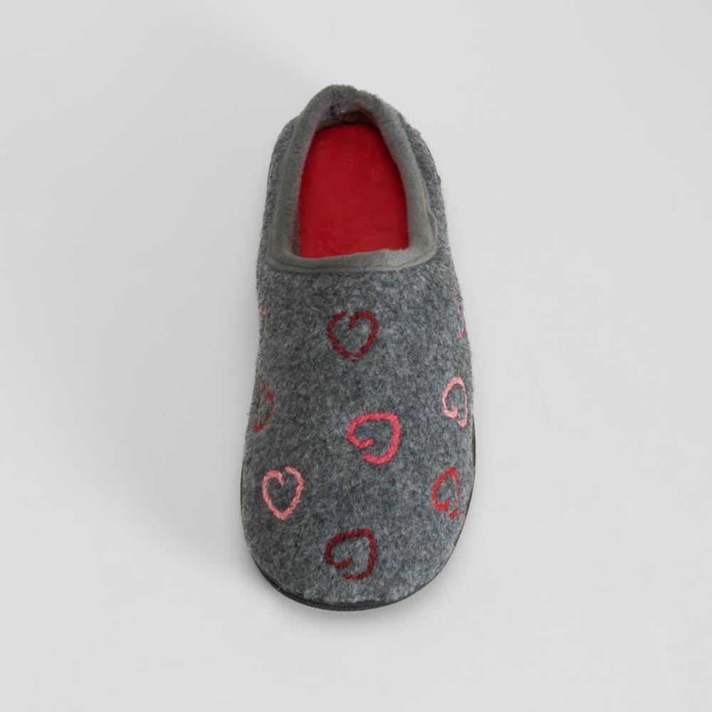 Zapatilla de casa gris corazones OLYNE