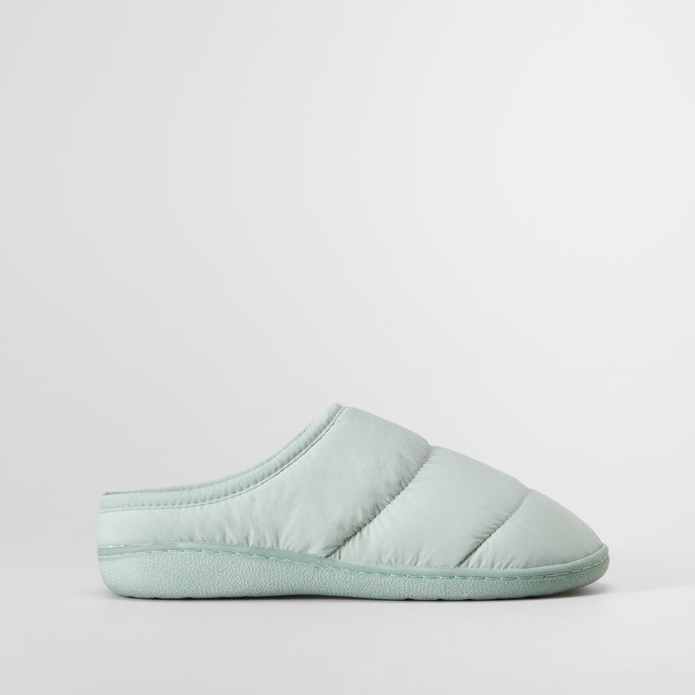 Zapatilla de casa verde acolchada cómoda OLYNE