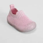 Zapatilla de casa cerrada bebé glitter rosa OLYNE