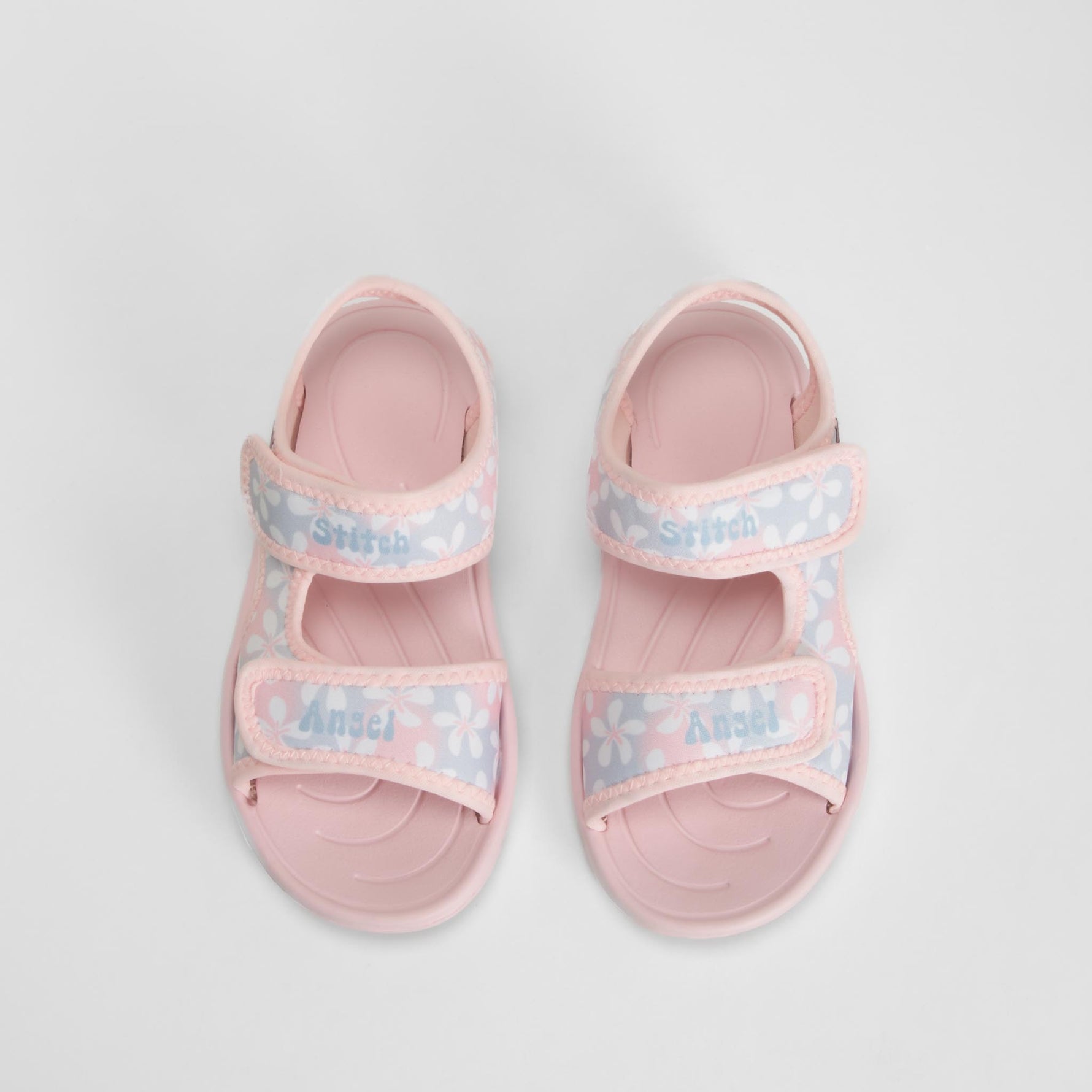 Chancla velcro estampada rosa STITCH