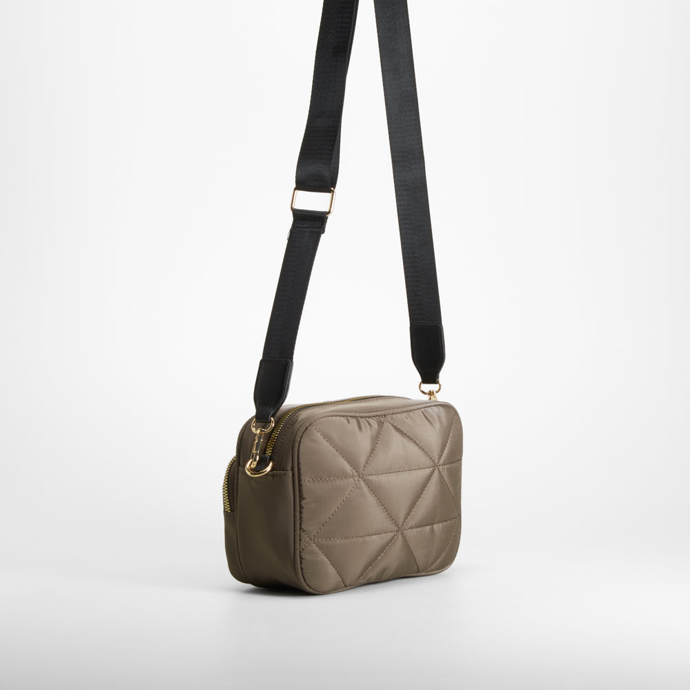 Bolso bandolera acolchado cruzado marrón NYC