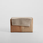 Cartera tonos marrón PICCOLA PIU