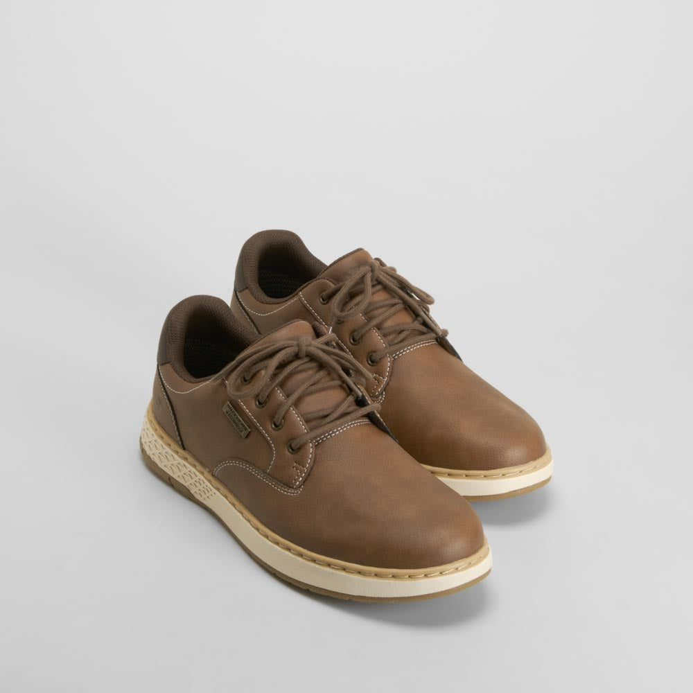 Zapato waterproof relaxed fit marrón SKECHERS