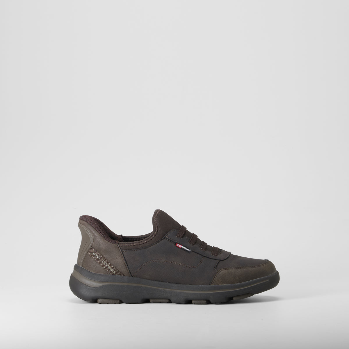 Zapato casual slip on handsfree marrón COMFEET