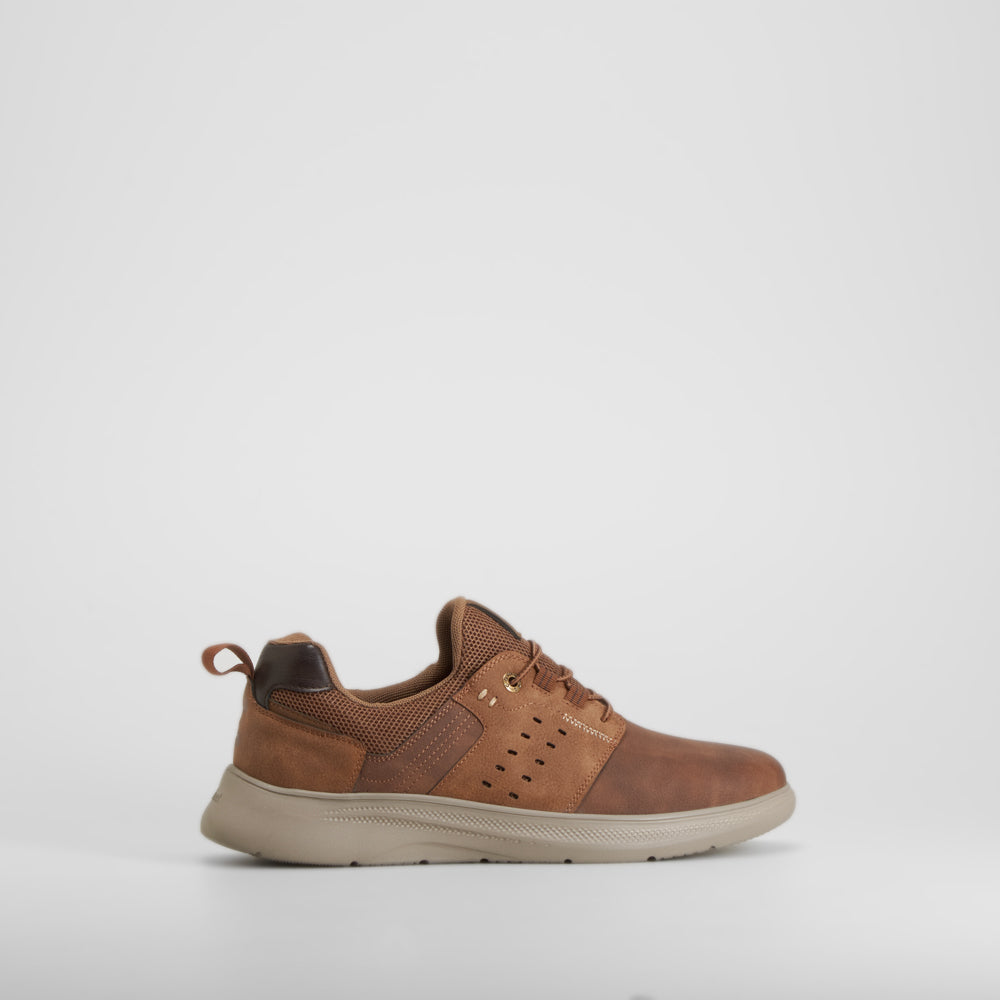 Blucher bungees Off Gravity marrón Comfeet
