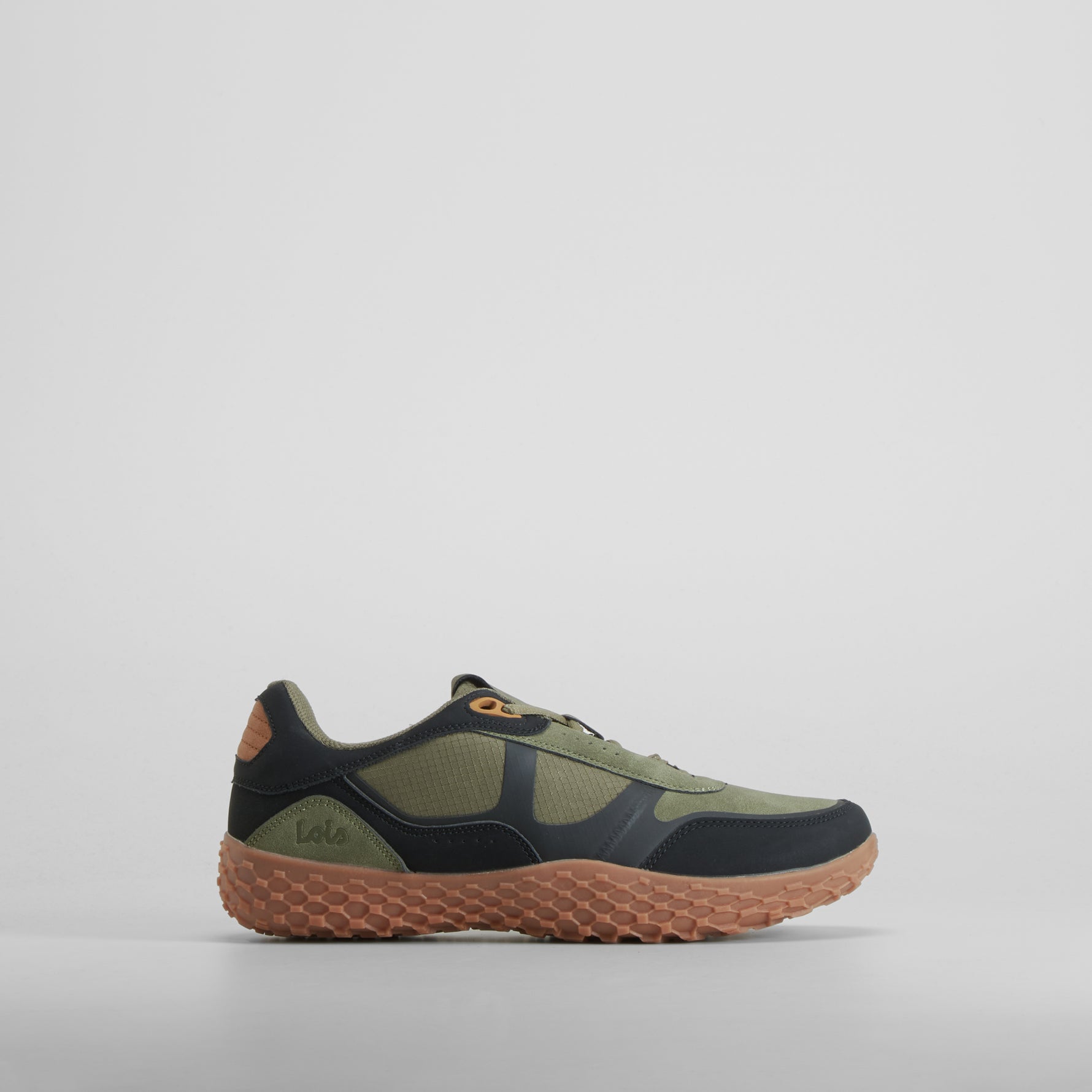 Zapatilla deportiva barefoot verde LOIS