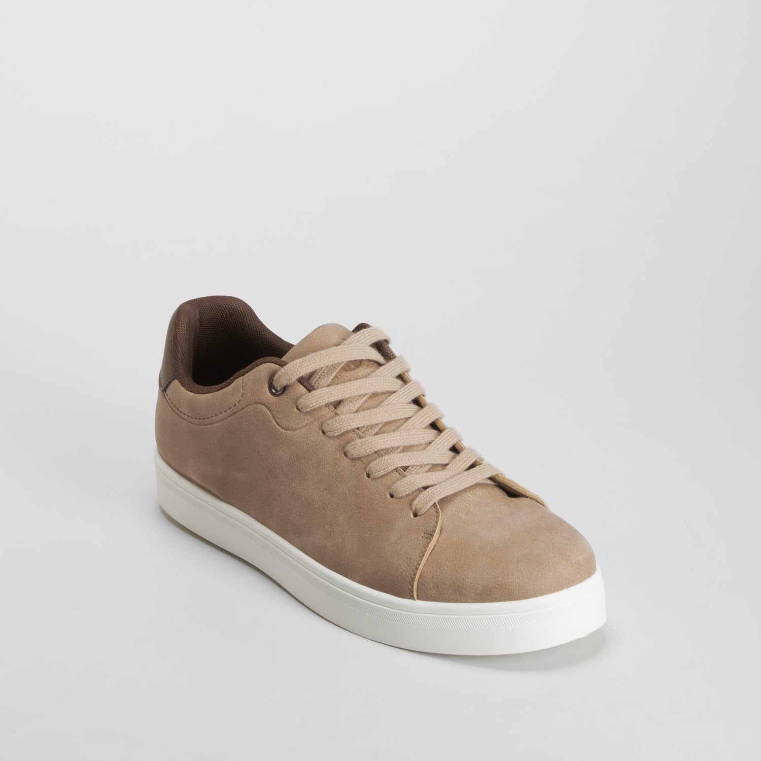 Zapatilla casual marrón NYC