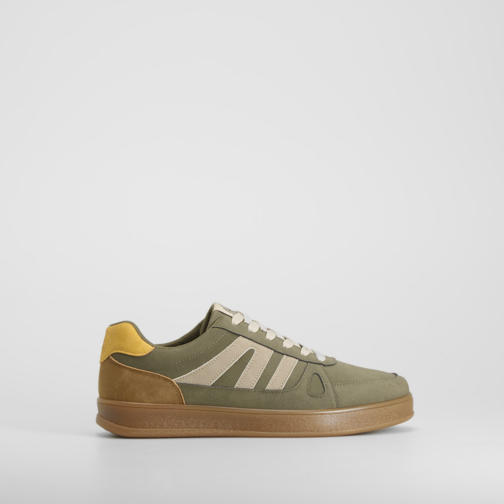 Zapatilla verde casual suela marrón NYC
